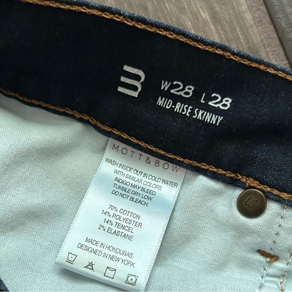 Mott & Bow Mid Rise Grove Skinny Jeans Dark Wash Sz 28 - Picture 7 of 7